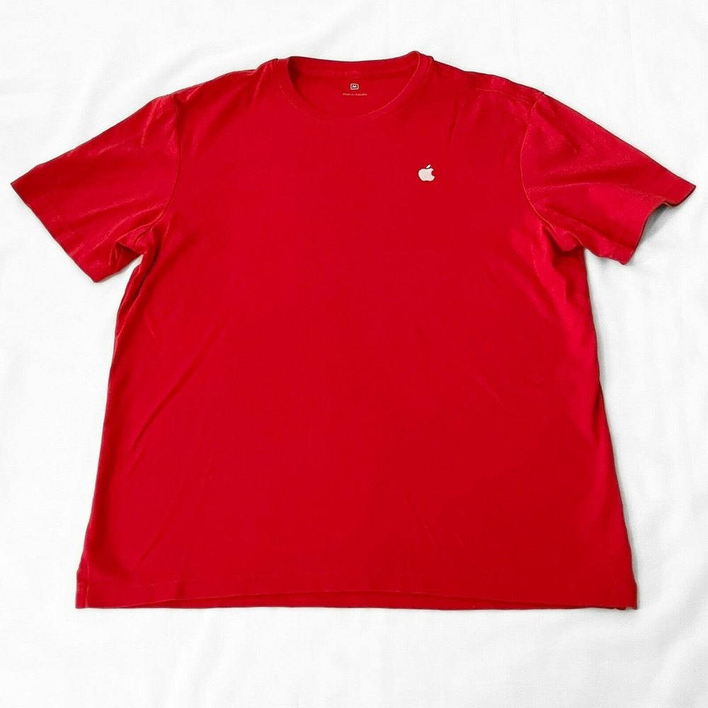 Apple Computer Red White Holiday Christmas MED Logo Store Employee Top T Shirt